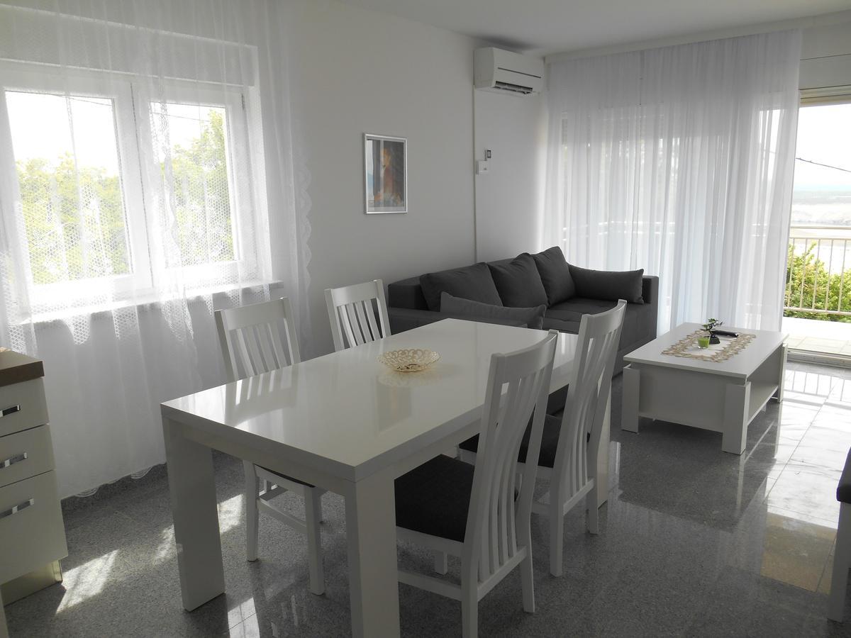 Apartments Diana Šmrika Εξωτερικό φωτογραφία