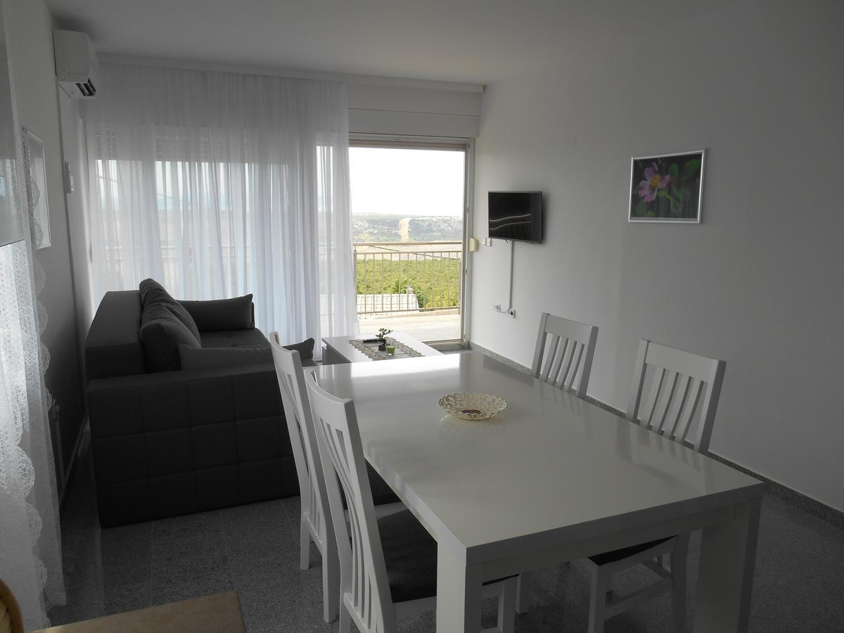 Apartments Diana Šmrika Εξωτερικό φωτογραφία