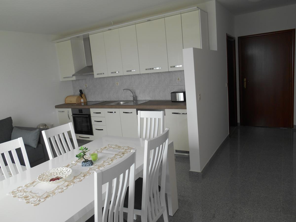 Apartments Diana Šmrika Εξωτερικό φωτογραφία
