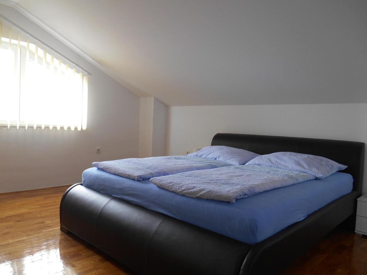 Apartments Diana Šmrika Εξωτερικό φωτογραφία