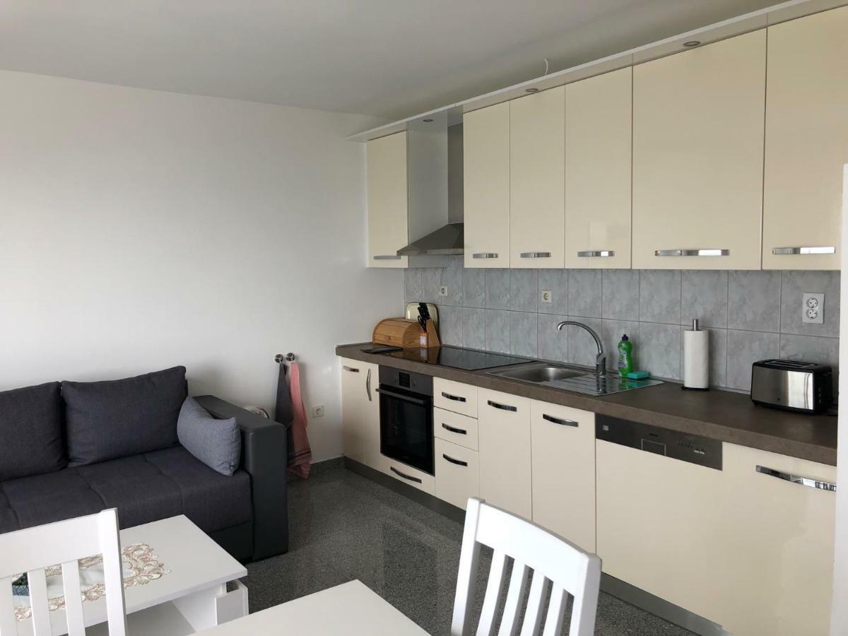 Apartments Diana Šmrika Εξωτερικό φωτογραφία